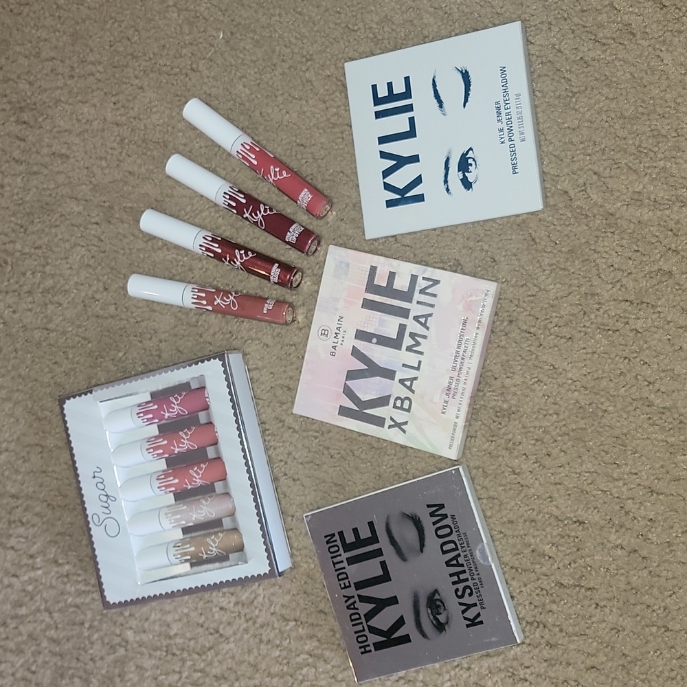 Kylie Cosmetics eyeshadow and lipstick bundle